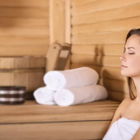 Massage Mit Sauna Und Jakuzzi Bischofsheim
