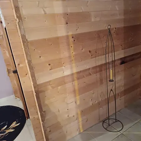 Massage Mit Sauna Und Jakuzzi 招待所